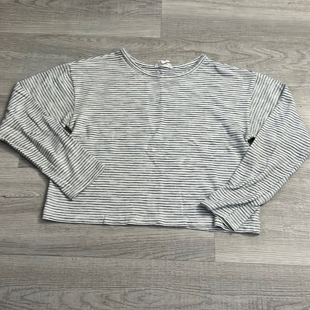 Shrinking Violet Loose Fit Crop Top